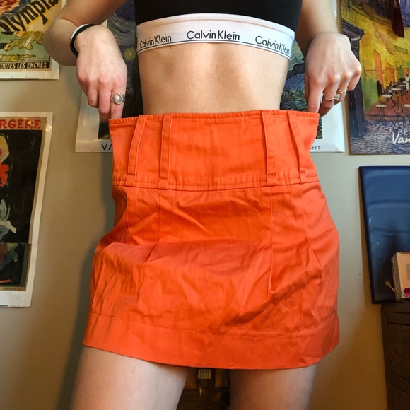 Orange mini skirt - Picture 2 of 10